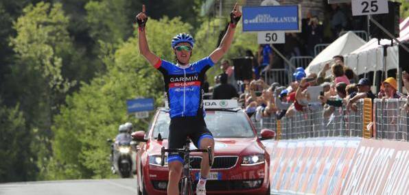 Un an et six jours après s'être vu remis le maillot rose sur le Giro 2012, Navardauskas s'impose à Vajont - Photo Giro d'Italia