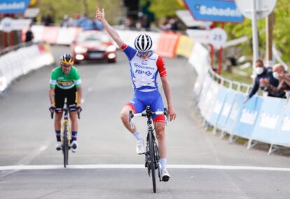 David Gaudu s'impose à Arrate, haut lieu du cyclisme basque. Photo : Vuelta Pais Vasco / Diaro Vasco