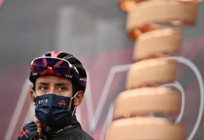 Egan Bernal, concentré au départ de l'étape 9. Photo : RCS Sport